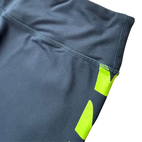 Seahawks 12th Man Capris Exclusive Nordstrom Navy & Neon Green Size Large - Picture 4 of 6